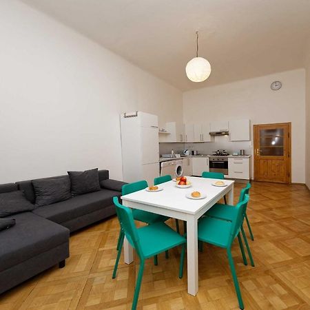 Apartment Manesova 4 프라하 외부 사진